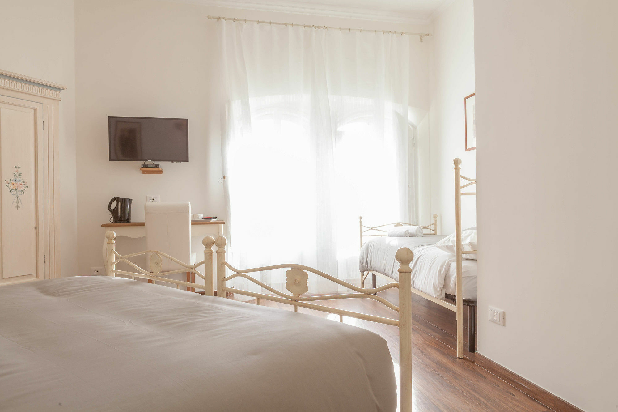 Donna Margherita Rome Suite & Rooms Экстерьер фото